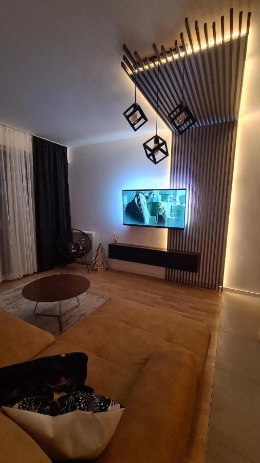 Anika Sweet Apartment At Vodno Skopje Ngoại thất bức ảnh